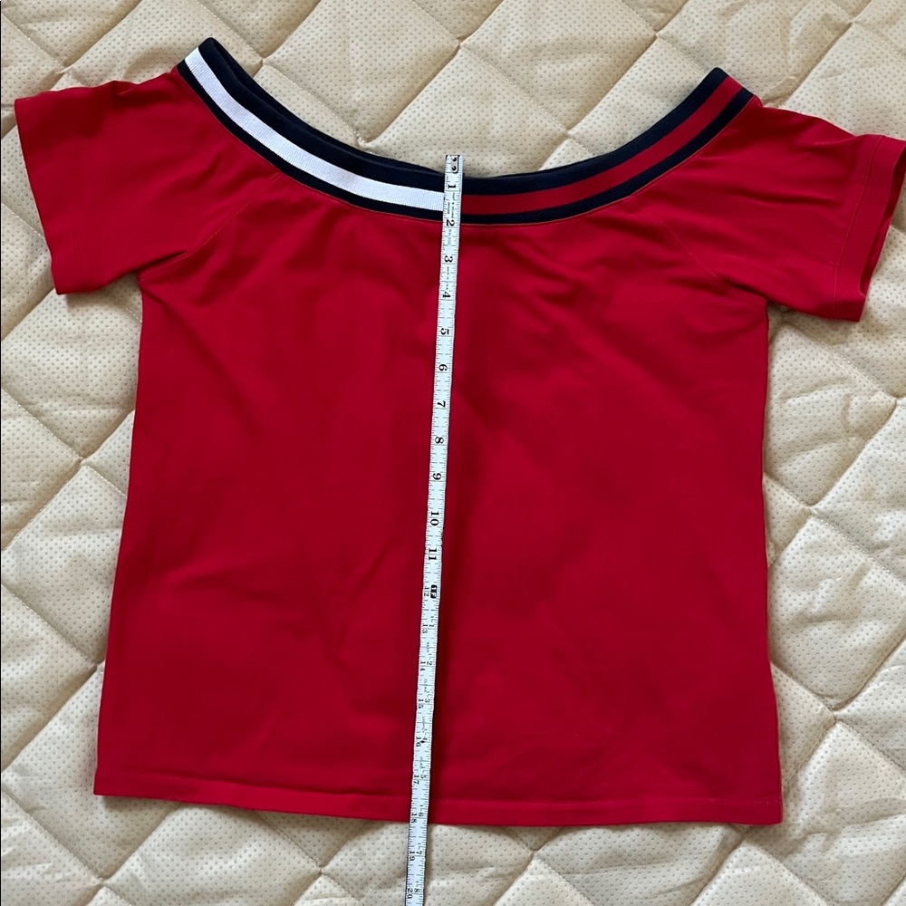 Tommy Hilfiger Red Black Relaxed Short Sleeve Tee - Picture 3 of 6